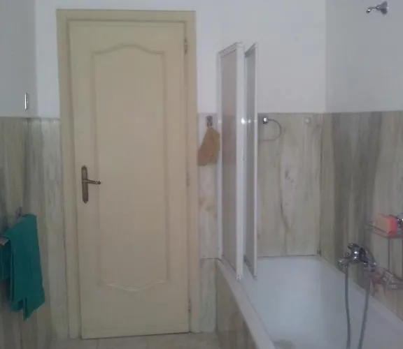 Sciarra Bed & Breakfast *